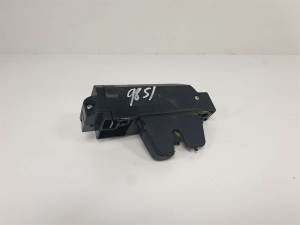CERRADURA MALETERO / PORTON 9652301980 CITROEN C3 Autodesguaces Alicante