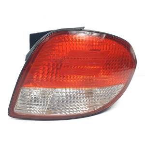 PILOTO TRASERO DERECHO 92402275 HYUNDAI COUPE (RD) Autodesguaces Alicante