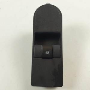 MANDO ELEVALUNAS DELANTERO DERECHO 13228709 OPEL ASTRA GTC Autodesguaces Alicante