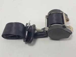 CINTURON SEGURIDAD TRASERO DERECHO 888400028R RENAULT SCENIC III (JZ) Autodesguaces Alicante