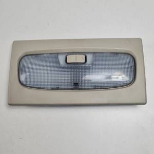 LUZ INTERIOR 8A6113733AAW FORD FIESTA (CB1) Autodesguaces Alicante