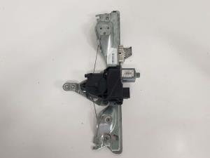 ELEVALUNAS TRASERO DERECHO 0130822370 PEUGEOT 308 (T7) Autodesguaces Alicante