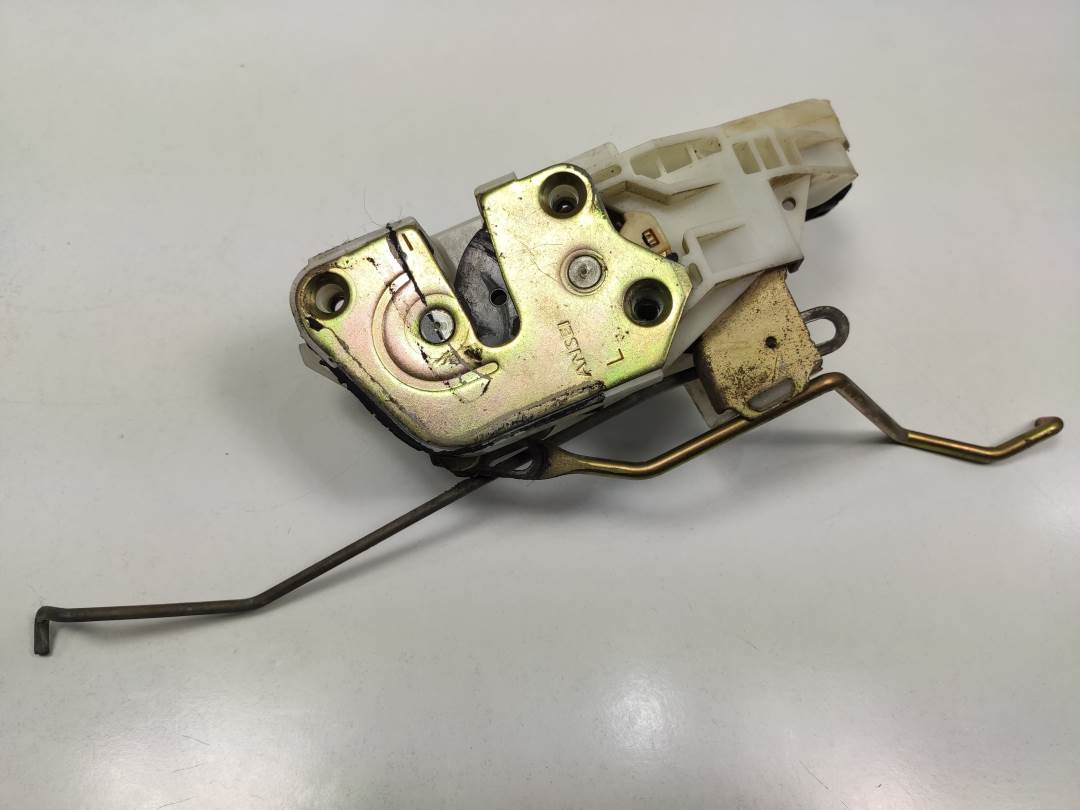 CERRADURA PUERTA DELANTERA IZQUIERDA - MITSUBISHI - SPACE WAGON (N80/N90)