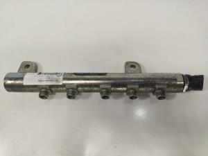 RAMPA INYECTORA 0445214095 OPEL VECTRA B CARAVAN Autodesguaces Alicante