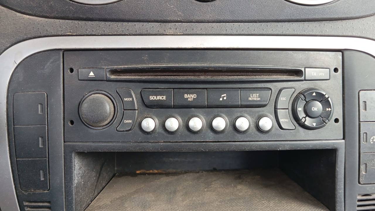 SISTEMA AUDIO / RADIO CD