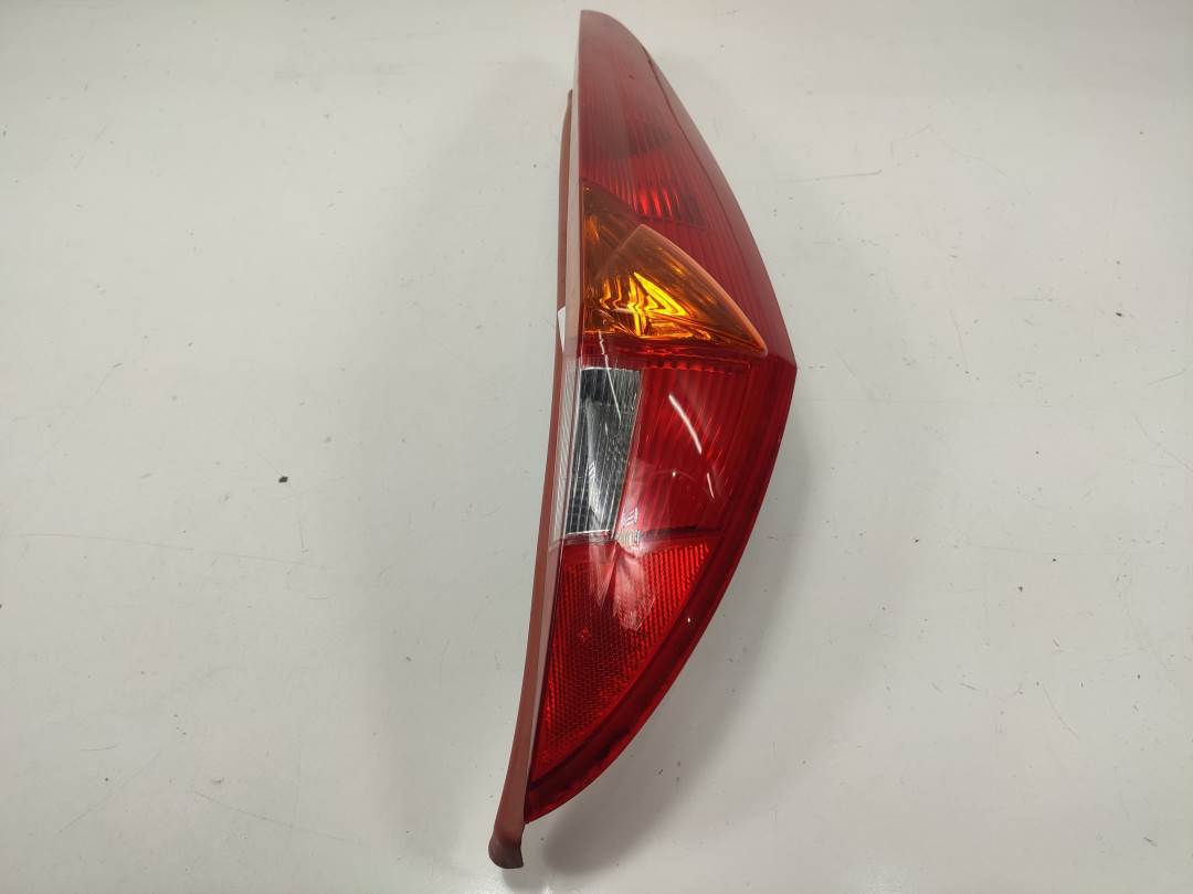 PILOTO TRASERO DERECHO - 46794077 - FIAT - PUNTO BERLINA (188)