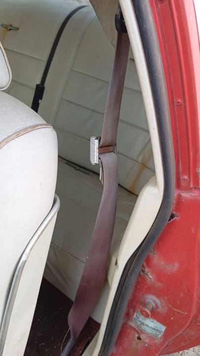 CINTURON SEGURIDAD DELANTERO IZQUIERDO
