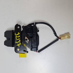 CERRADURA MALETERO / PORTON TOYOTA AVENSIS BERLINA (T25) Autodesguaces Alicante