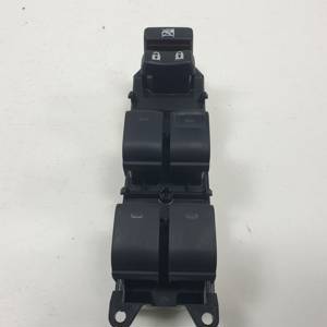 MANDO ELEVALUNAS DELANTERO IZQUIERDO 8404060240 TOYOTA LAND CRUISER (J15) Autodesguaces Alicante