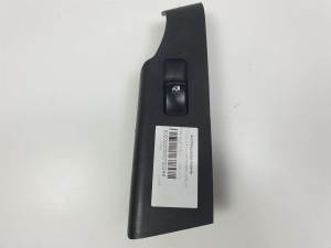 MANDO ELEVALUNAS TRASERO DERECHO 201003256 CHEVROLET AVEO Autodesguaces Alicante