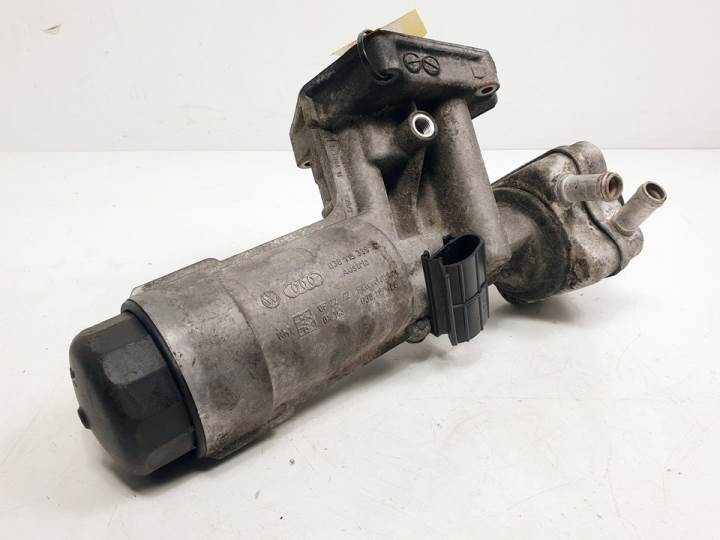 ENFRIADOR ACEITE MOTOR 038115389 VOLKSWAGEN NEW BEETLE CABRIOLET (1Y7) Autodesguaces Alicante