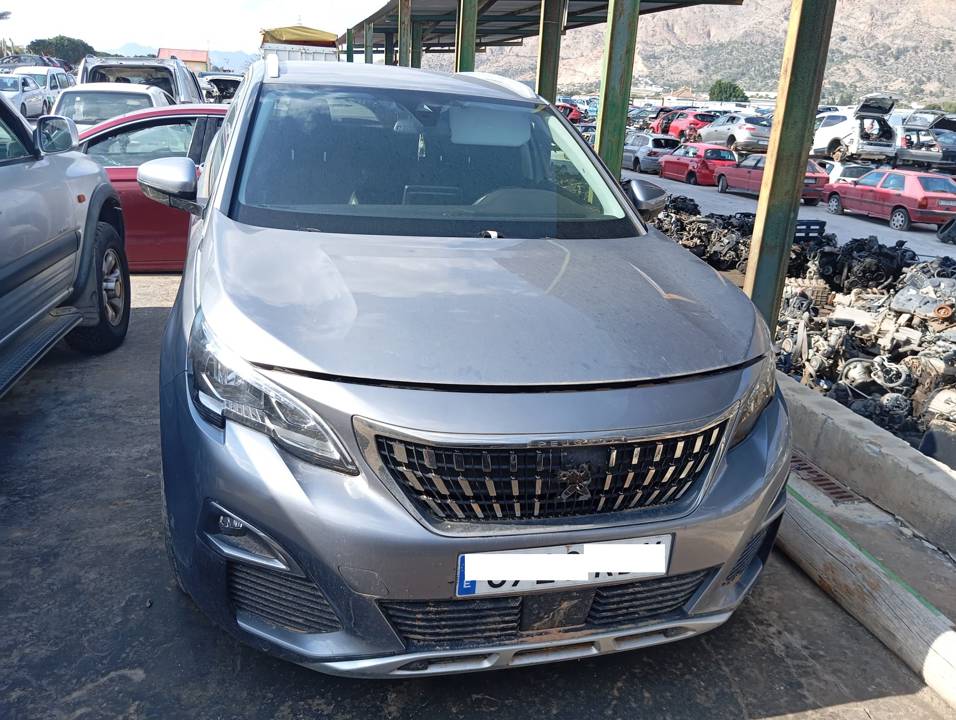 Imagen del vehículo PEUGEOT 3008