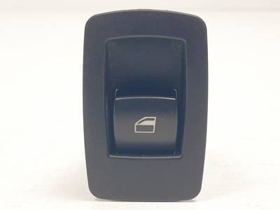 MANDO ELEVALUNAS TRASERO DERECHO 6945874 BMW SERIE 1 BERLINA (E81/E87) Autodesguaces Alicante