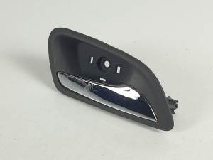 MANETA INTERIOR TRASERA DERECHA 96845901 CHEVROLET CRUZE Autodesguaces Alicante