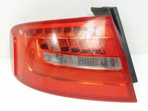 PILOTO TRASERO IZQUIERDO 8K5945095AC AUDI A4 BER. (B8) Autodesguaces Alicante