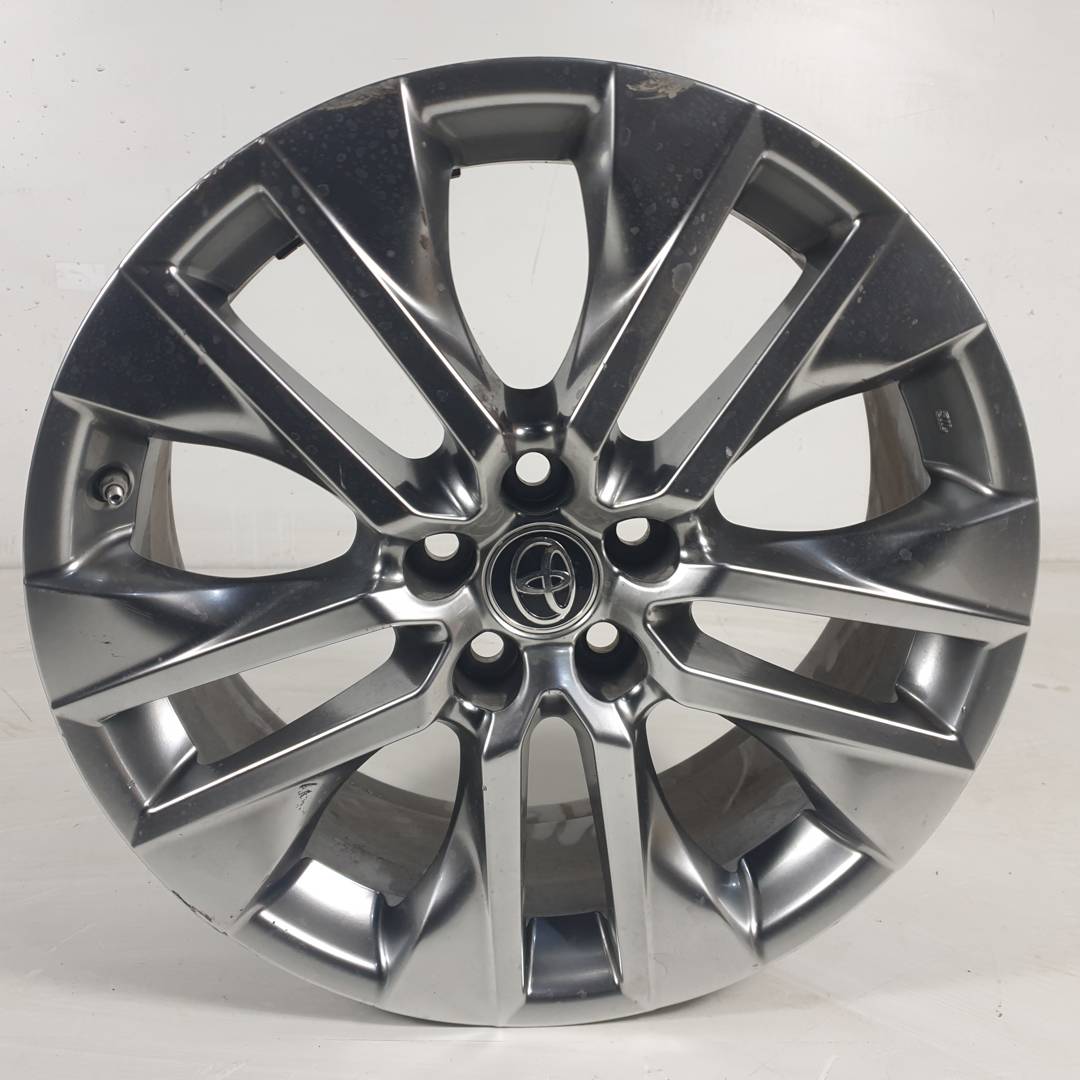 JUEGO LLANTAS - 0072772017 - TOYOTA - RAV4