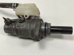 BOMBA FRENO 13231140330 LEXUS RX 300(MCU35) Autodesguaces Alicante