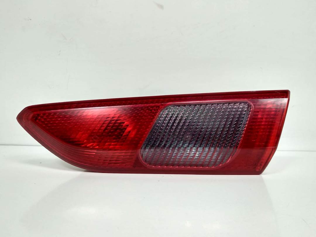 PILOTO TRASERO DERECHO INTERIOR - ALFA ROMEO - 156 SPORTWAGON (116)
