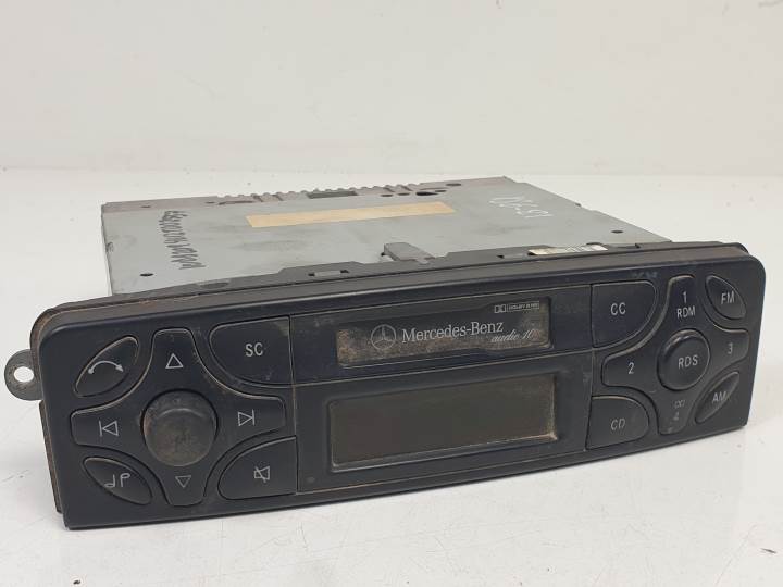 SISTEMA AUDIO / RADIO CD A2038201686 MERCEDES CLASE CLK (W209) CABRIO Autodesguaces Alicante