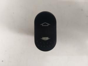 MANDO ELEVALUNAS DELANTERO DERECHO 14529CB FORD FOCUS TURNIER (CAK) Autodesguaces Alicante