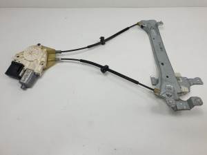 ELEVALUNAS TRASERO IZQUIERDO 827310185R RENAULT MEGANE III BERLINA 5P Autodesguaces Alicante