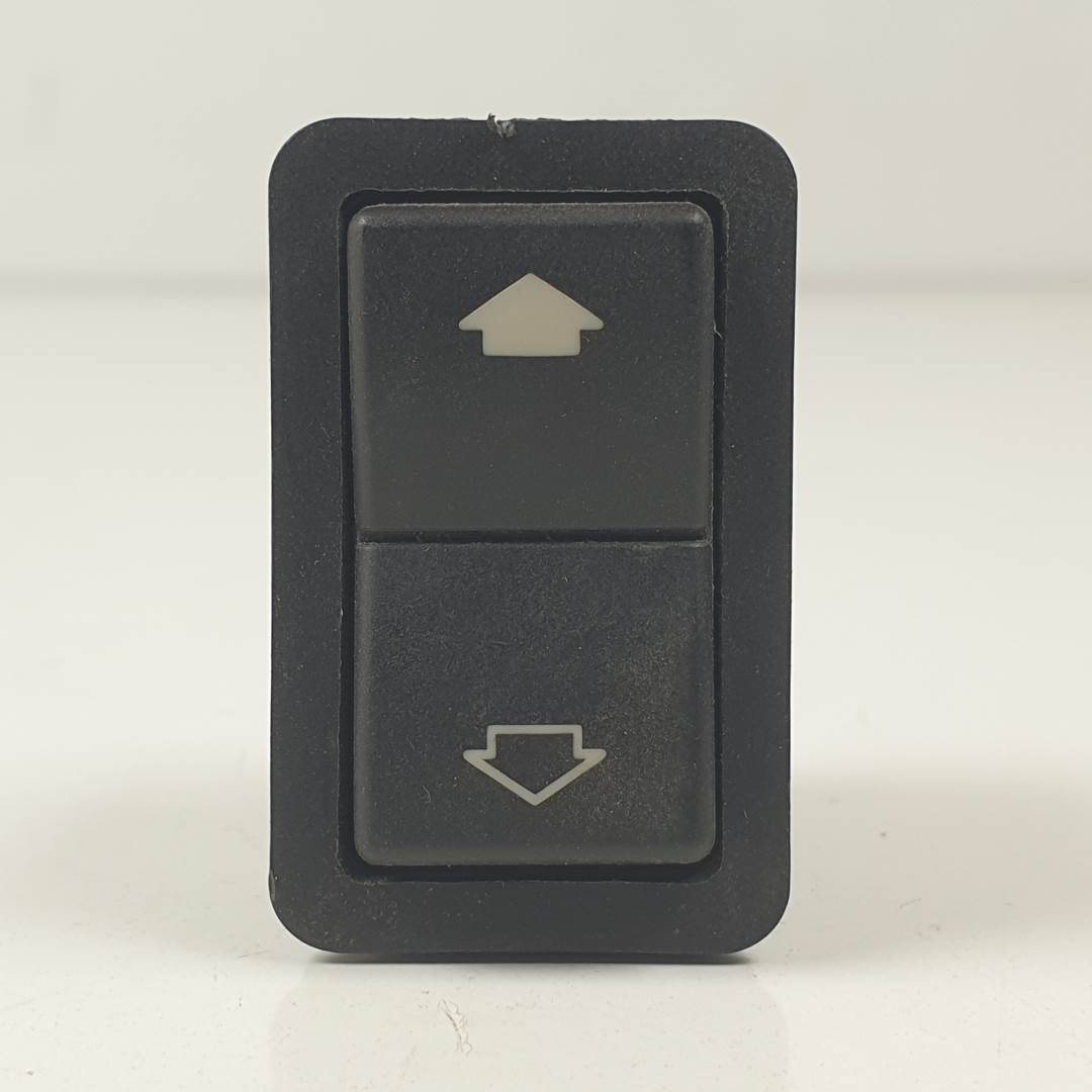 Commande de lève-vitre arrière droite - 8368974 - BMW - SERIE 5 TOURING (E39)