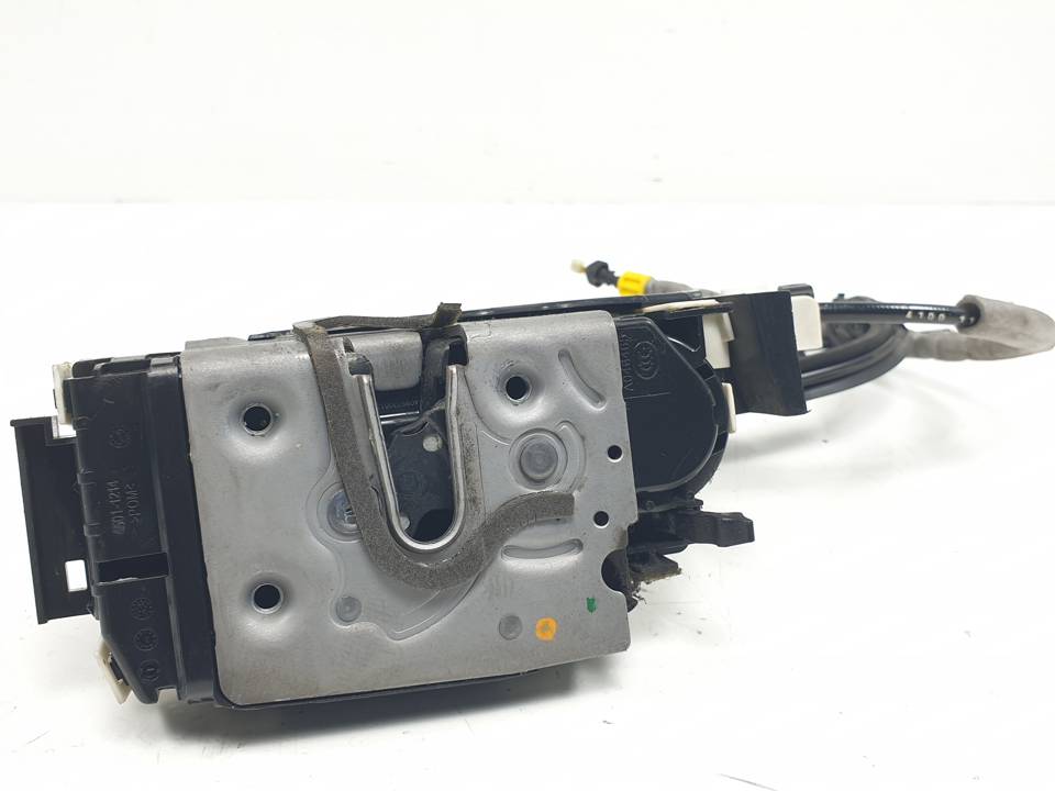 CERRADURA PUERTA TRASERA IZQUIERDA A0997300135 MERCEDES CLASE C (W204) FAMILIAR Autodesguaces Alicante