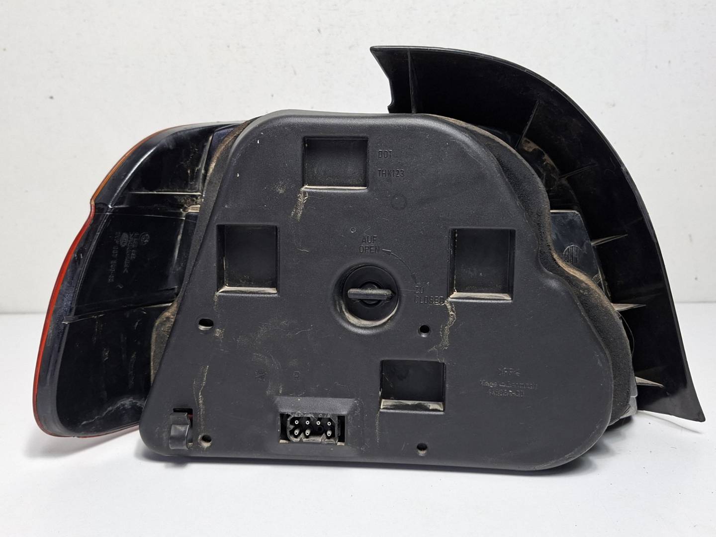 Foto 3 de Piloto Trasero Derecho BMW Serie 5 Berlina (e39) (1995–2003)