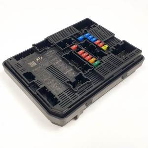 CAJA RELES / FUSIBLES 284B75RF0A NISSAN MICRA V (K14) Autodesguaces Alicante