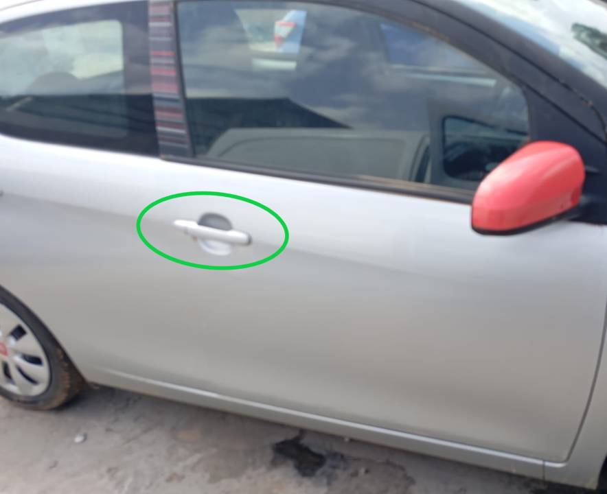 MANETA EXTERIOR DELANTERA DERECHA