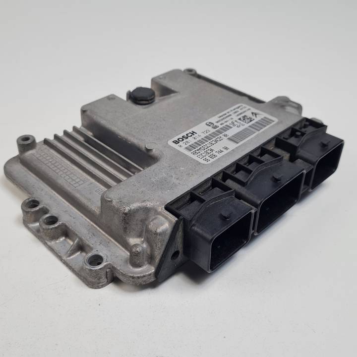 CENTRALITA MOTOR UCE 0281014729 CITROEN C4 GRAND PICASSO Autodesguaces Alicante