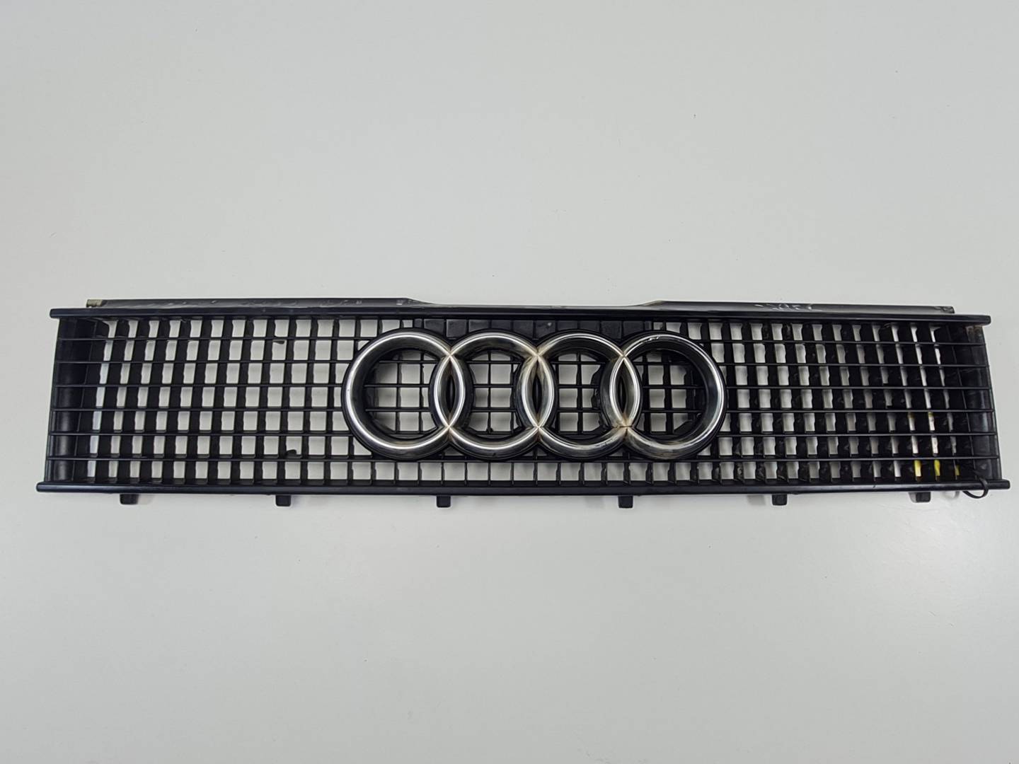 Calandre avant - 893853655B - AUDI - COUPE (8B/B3)