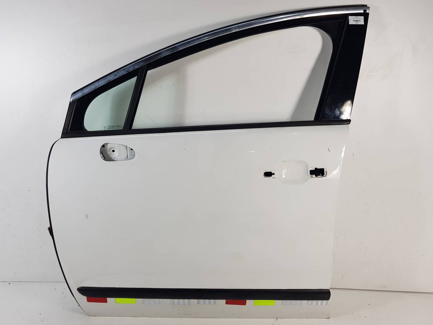 PUERTA DELANTERA IZQUIERDA - PEUGEOT - 3008 (T84)