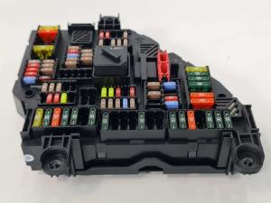 CAJA RELES / FUSIBLES 926492302 BMW SERIE 5 TOURING (F11) Autodesguaces Alicante