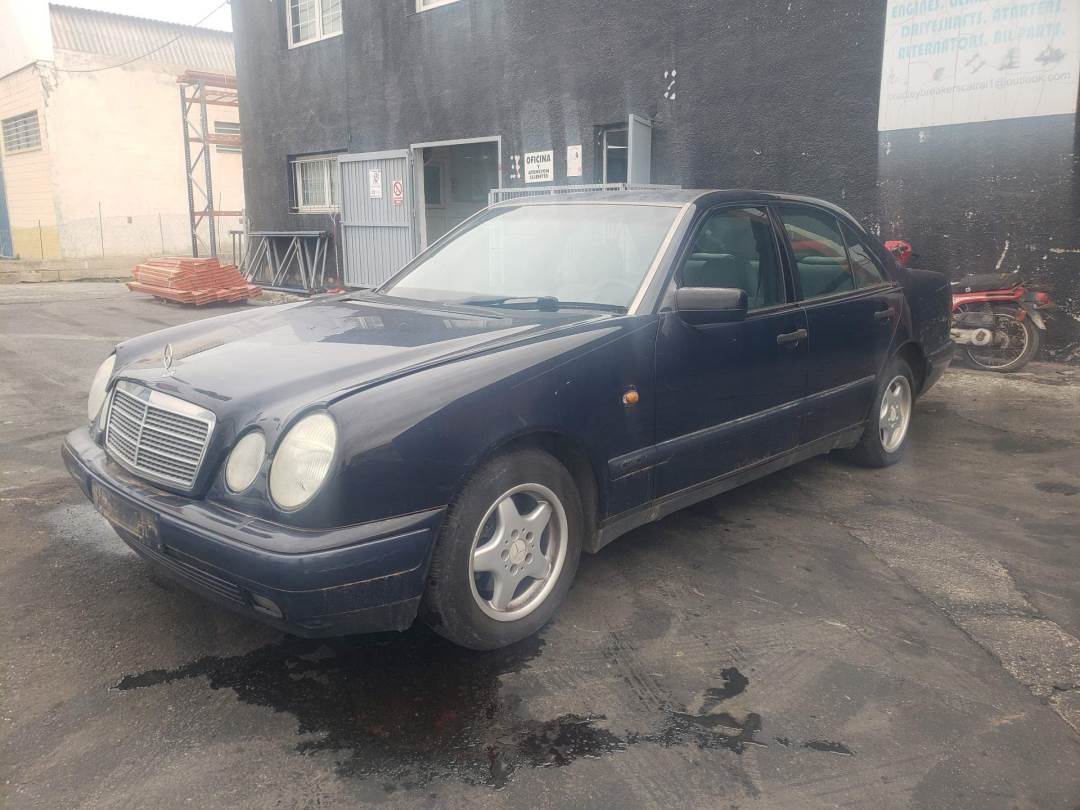 MERCEDES CLASE E (W210) BERLINA (1995 - 2002)