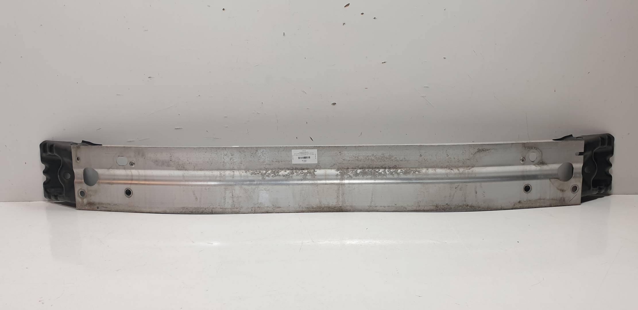REFUERZO PARAGOLPES DELANTERO - TOYOTA - RAV4