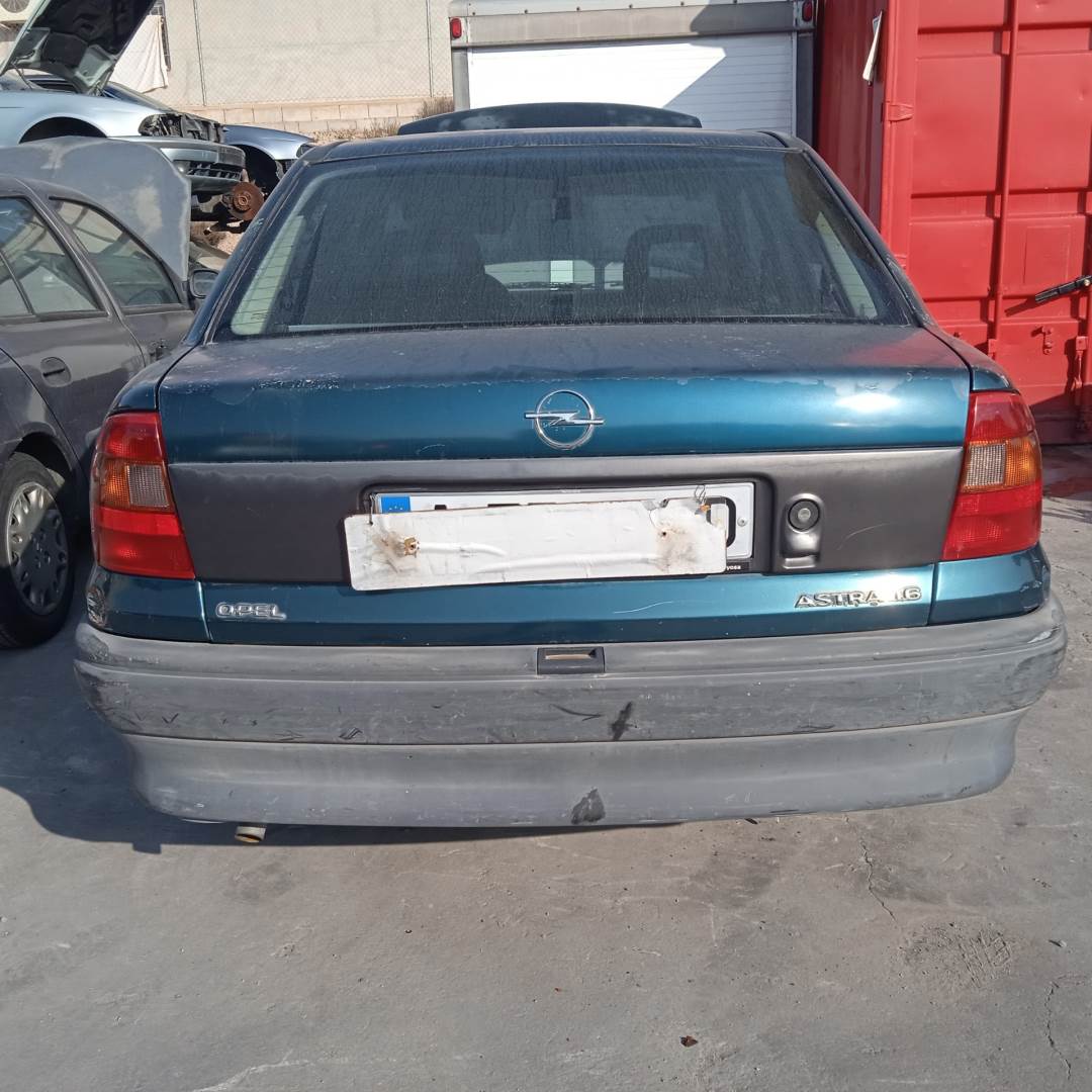OPEL ASTRA F BERLINA (1991 - 1998)