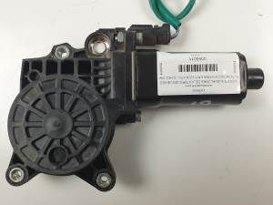 MOTOR ELEVALUNAS DELANTERO IZQUIERDO TATA INDIGO MARINA Autodesguaces Alicante
