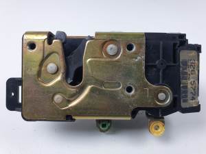 CERRADURA PUERTA DELANTERA IZQUIERDA 2W4A5421813AA MAZDA TRIBUTE (EP) Autodesguaces Alicante