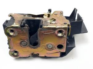 CERRADURA PUERTA DELANTERA DERECHA RENAULT LAGUNA (B56) Autodesguaces Alicante