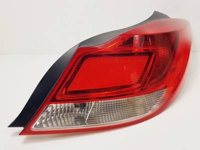 PILOTO TRASERO DERECHO 168348 OPEL INSIGNIA BERLINA Autodesguaces Alicante
