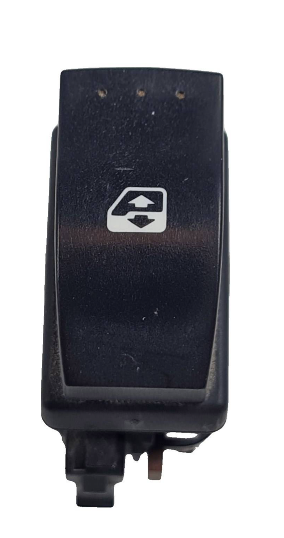 MANDO ELEVALUNAS DELANTERO DERECHO - 26488 - RENAULT - TRAFIC CAJA CERRADA (AB 4.01)