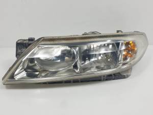 FARO IZQUIERDO 8200002845 RENAULT LAGUNA II (BG0) Autodesguaces Alicante