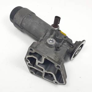 SOPORTE FILTRO ACEITE 038115389D AUDI A4 CABRIO (8H) Autodesguaces Alicante