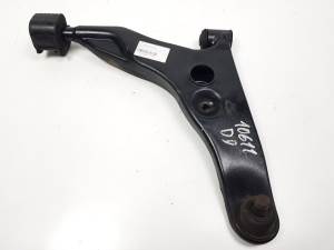 BRAZO SUSPENSION INFERIOR DELANTERO DERECHO MITSUBISHI CARISMA BERLINA 5 (DA0) Autodesguaces Alicante