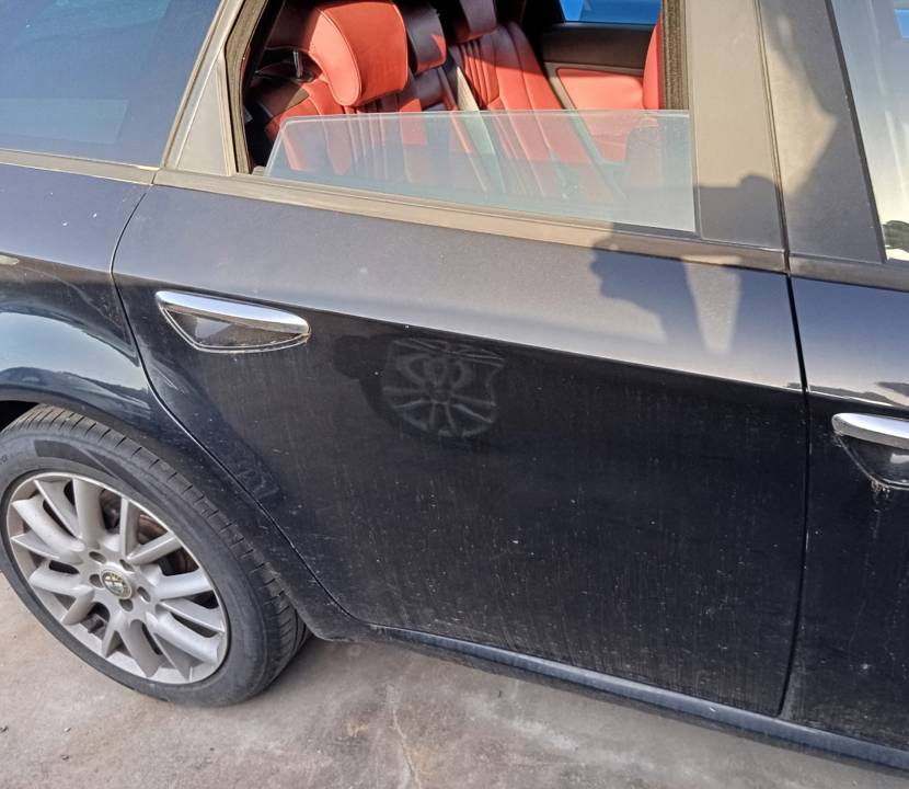 CERRADURA PUERTA TRASERA DERECHA