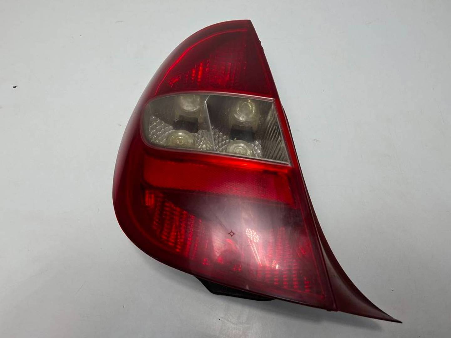 Piloto Trasero Izquierdo Citroen C5 Berlina (2001–2004)