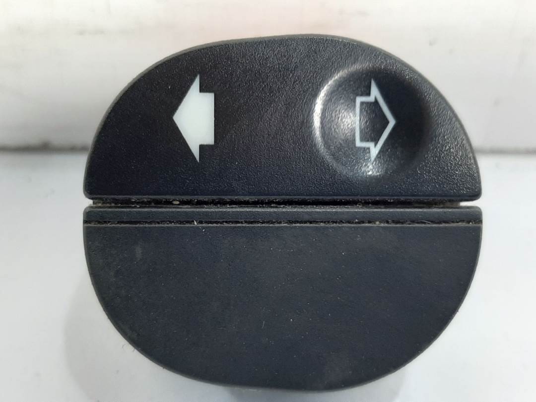 MANDO ELEVALUNAS DELANTERO DERECHO - 42936 - FORD - FIESTA (CBK)