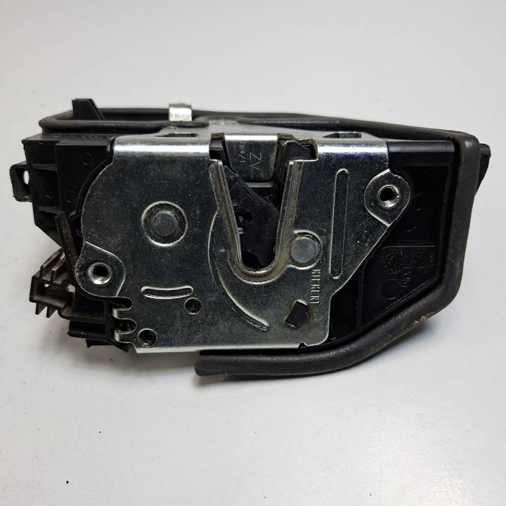 CERRADURA PUERTA DELANTERA DERECHA 7229458 BMW SERIE 3 TOURING (F31) Autodesguaces Alicante