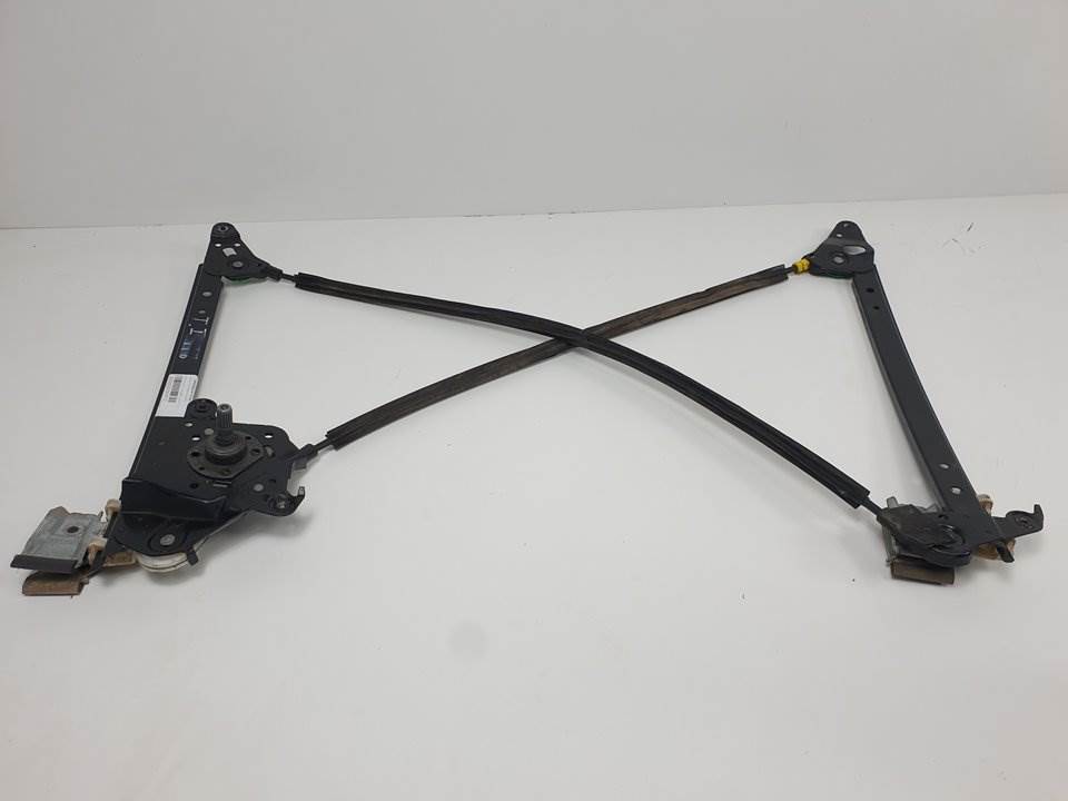 ELEVALUNAS TRASERO IZQUIERDO - YM21A27001BA - FORD - GALAXY (VY)